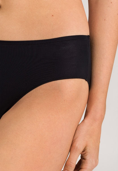 Hanro Basic Allure Allure Midi Briefs (071457) Black