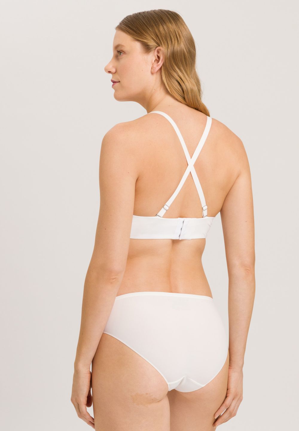 Hanro Basic Allure Allure Padded Bandeau Bra (071732) Off White