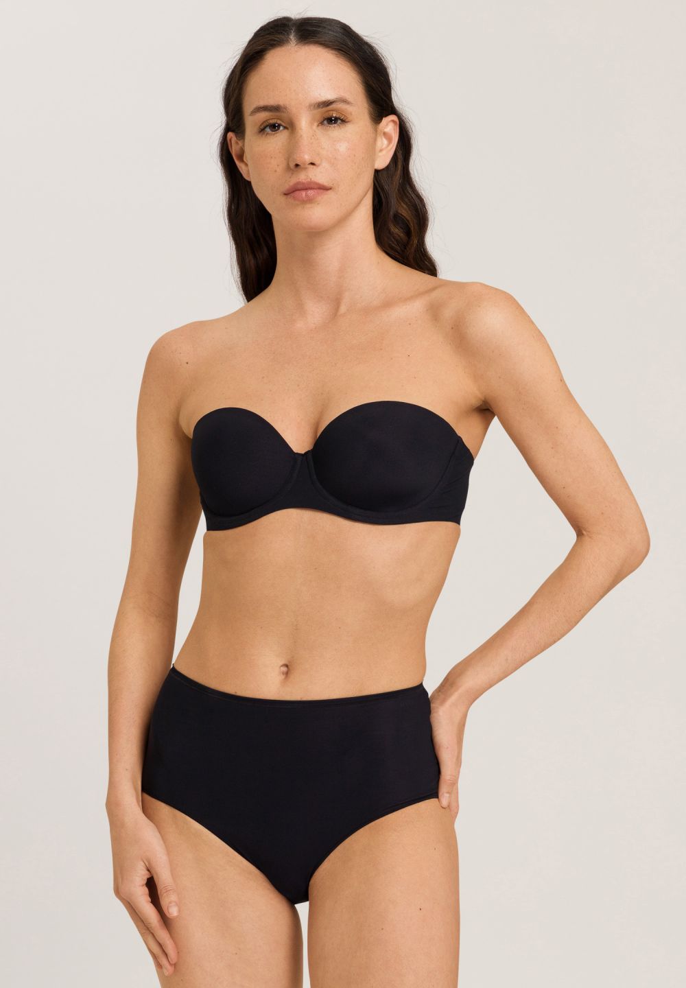 Hanro Basic Allure Allure Padded Bandeau Bra (071732) Black