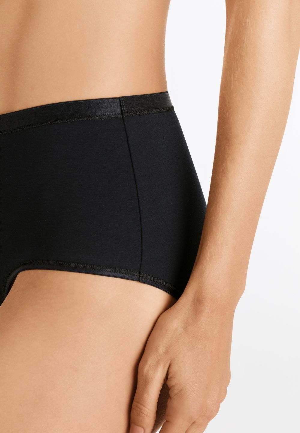 Hanro Basic Cotton Sensation Cotton Sensation Full Brief (071413) Black