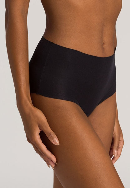 Hanro Basic Invisible Cotton Invisible Cotton Maxi Briefs (071228) Black