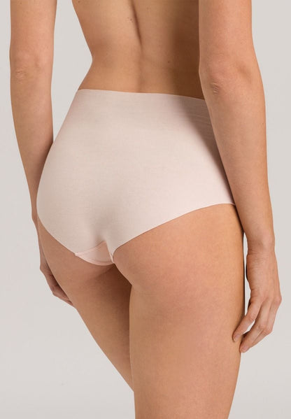 Hanro Basic Invisible Cotton Invisible Cotton Maxi Briefs (071228) Powder