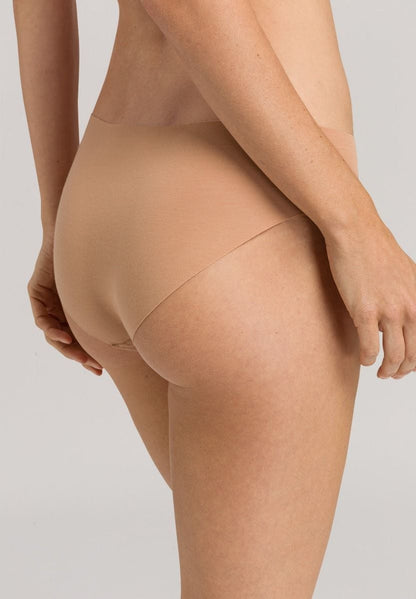 Hanro Basic Invisible Cotton Invisible Cotton Midi Briefs (071227) Beige