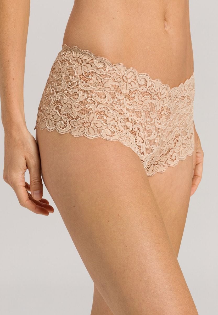 Hanro Basic Moments Moments Boyleg (071447) Beige