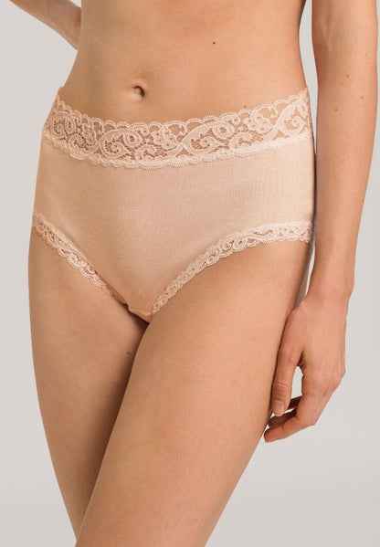 Hanro Basic Moments Moments Maxi Briefs (071483) Beige