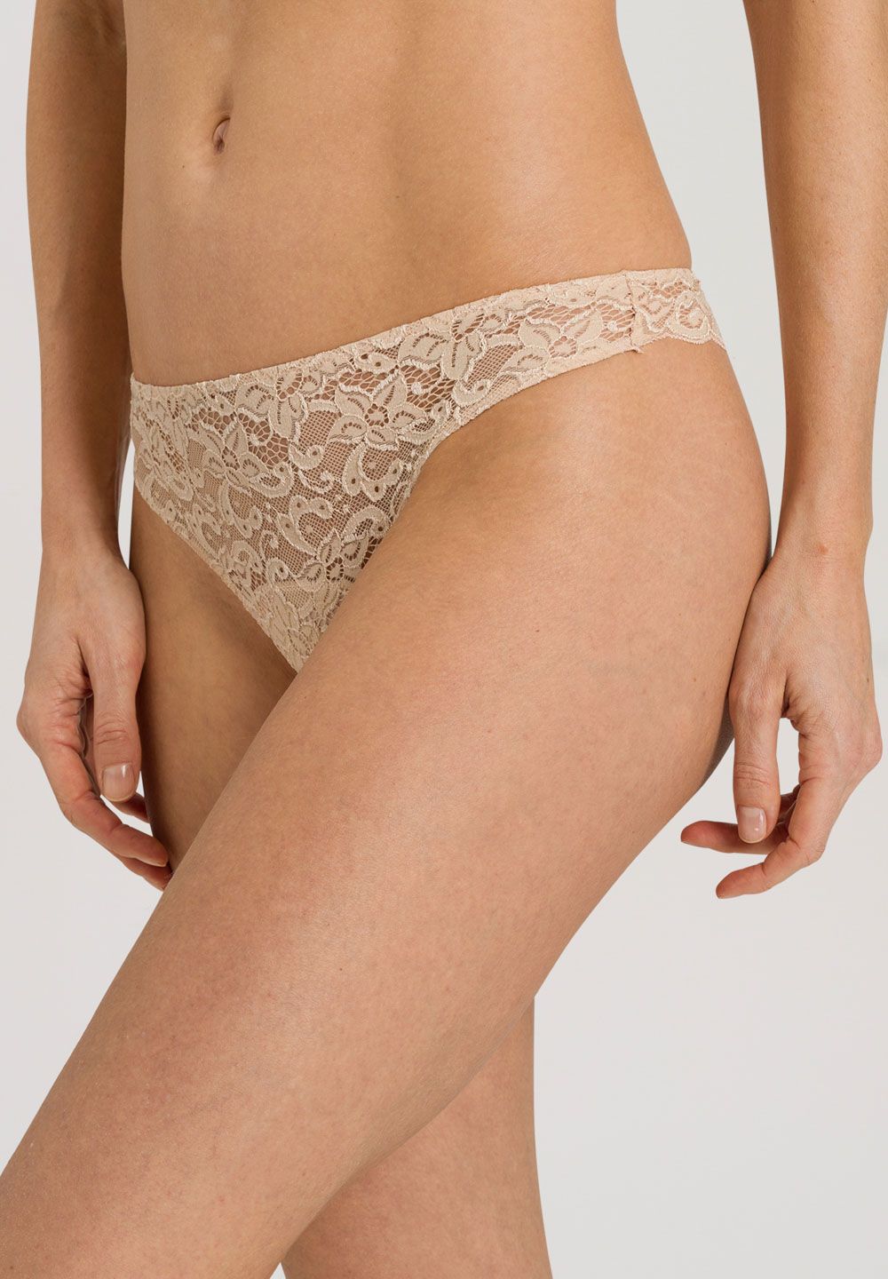 Hanro Basic Moments Moments Thong (071507) Beige