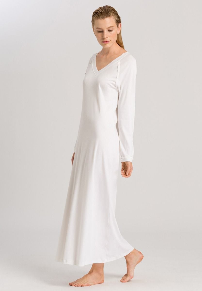 Hanro Basic Pure Essence Pure Essence L/Slv Nightdress 130Cm (077947) Off White