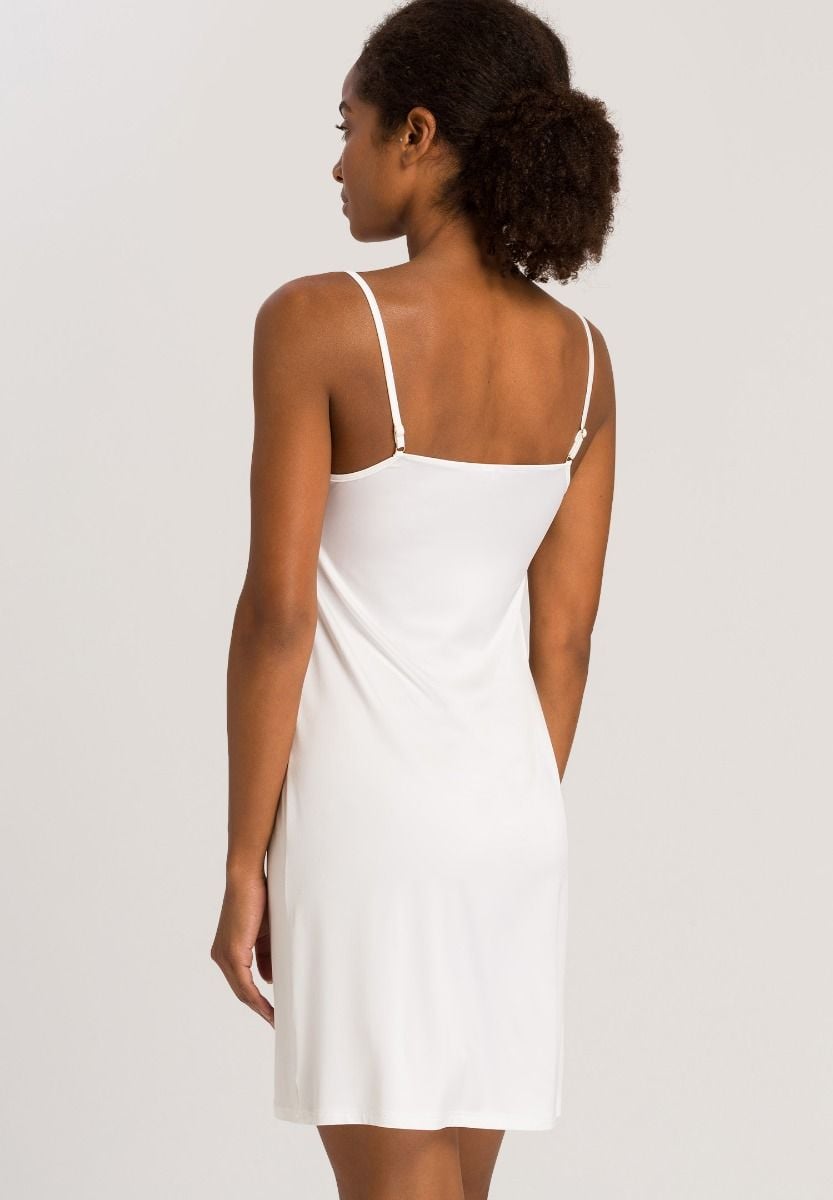 Hanro Basic Satin Deluxe Satin Deluxe Bodydress 85 Cm (071065) Off White