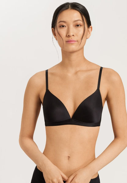 Hanro Basic Satin Deluxe Satin Deluxe L. Padded Bra Soft (071071) Black