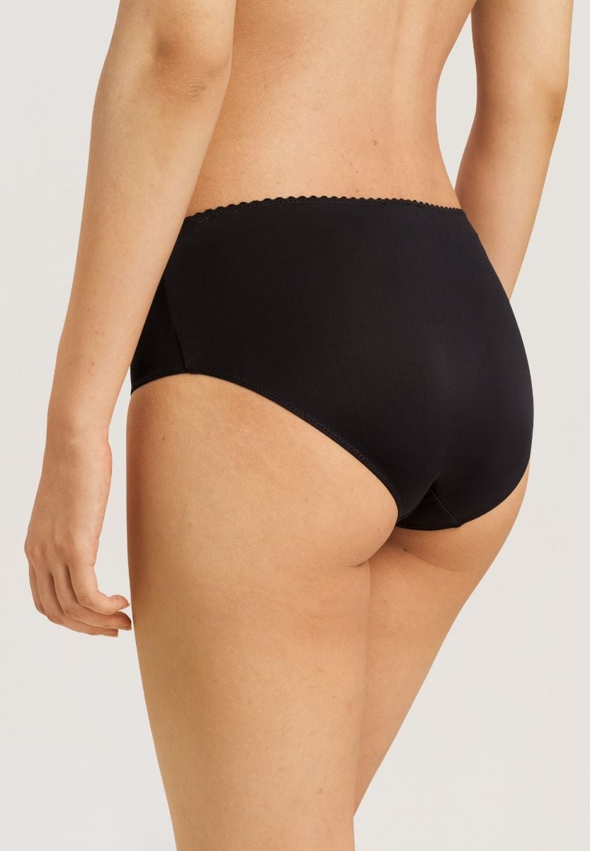 Hanro Basic Satin Deluxe Satin Deluxe Maxi Briefs (071061) Black