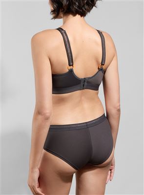 Empreinte Initiale 07200 Spacer Bra on model in Gris Intense