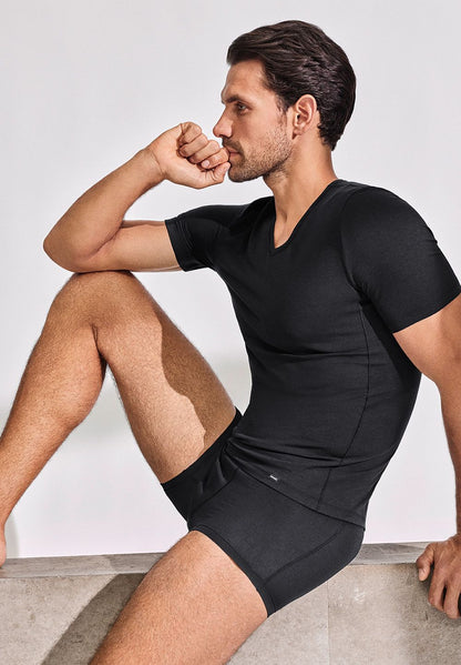 Hanro Basic Natural Function Natural Function S/Slv Shirt V-Neck (073185) Deep Black