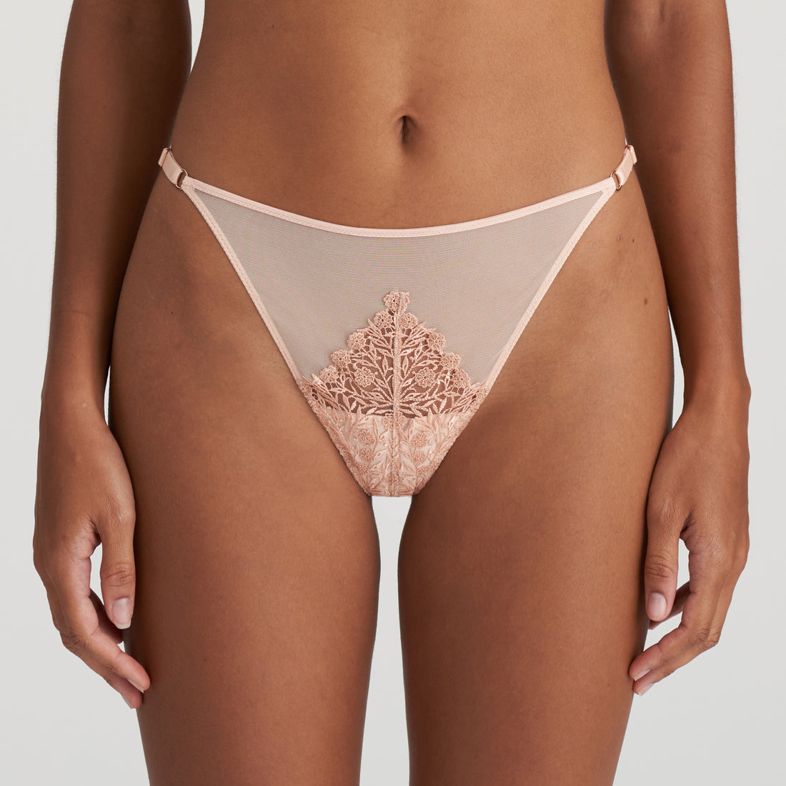 Marie Jo Danae Thong (0602570) Pinot Rose