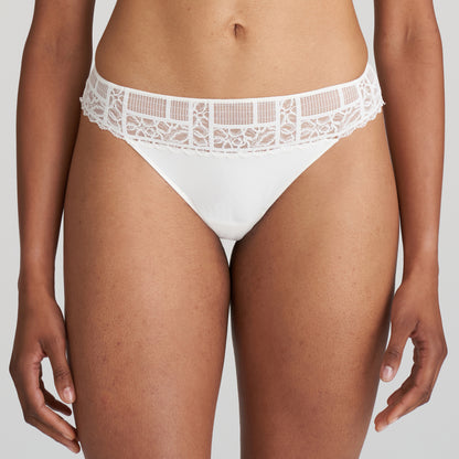 Marie Jo Jadei Thong (0602760) Natural