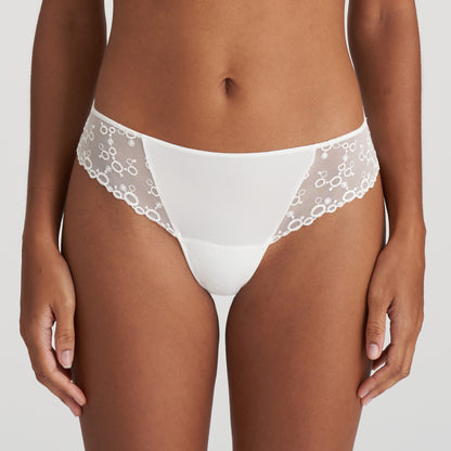 Marie Jo Nellie Thong (0602670) Natural