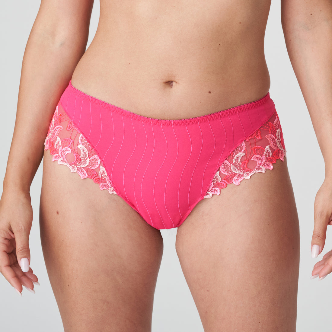 Primadonna Deauville Luxury Thong (0661816) Amour