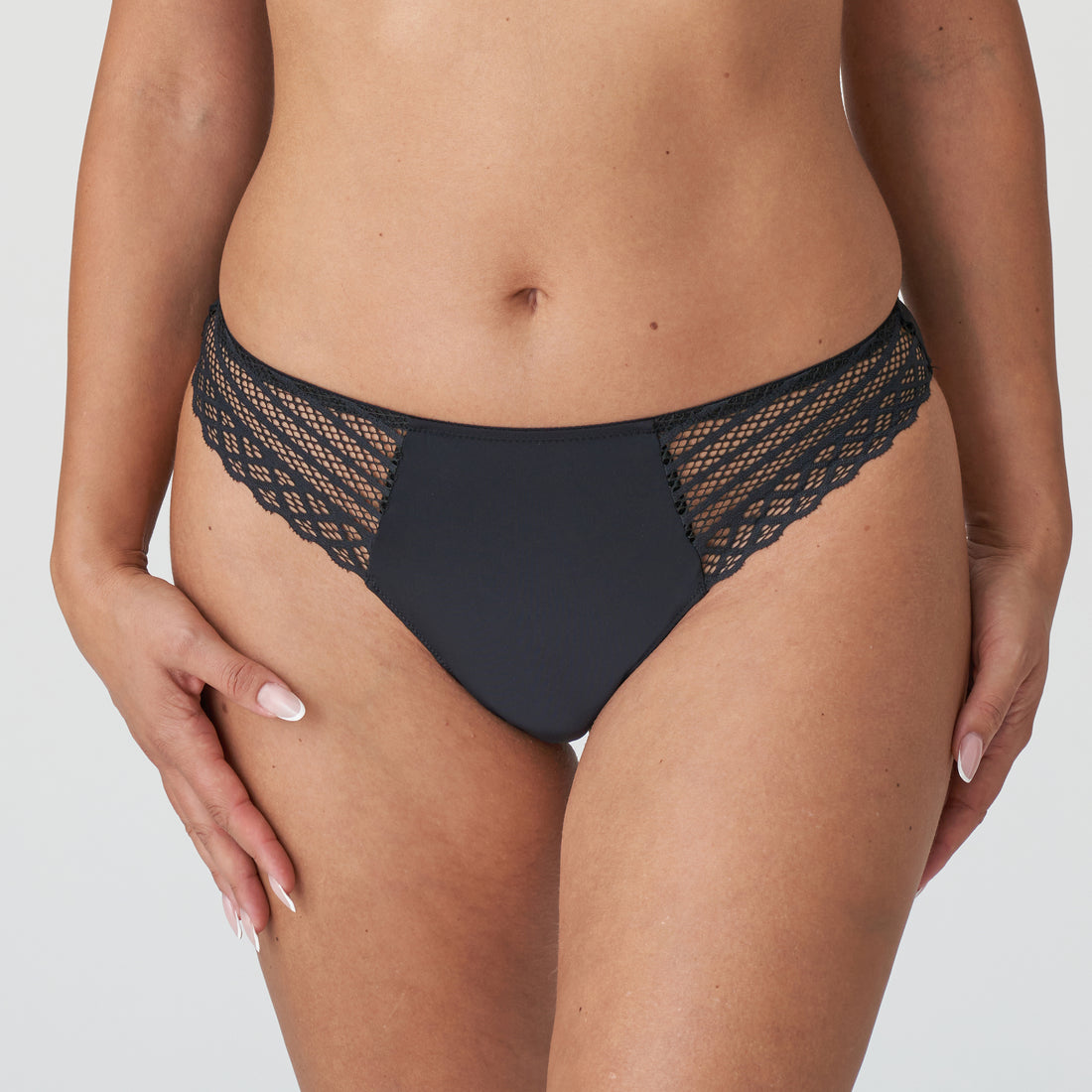 Primadonna Twist East End Thong (0641930) Charcoal