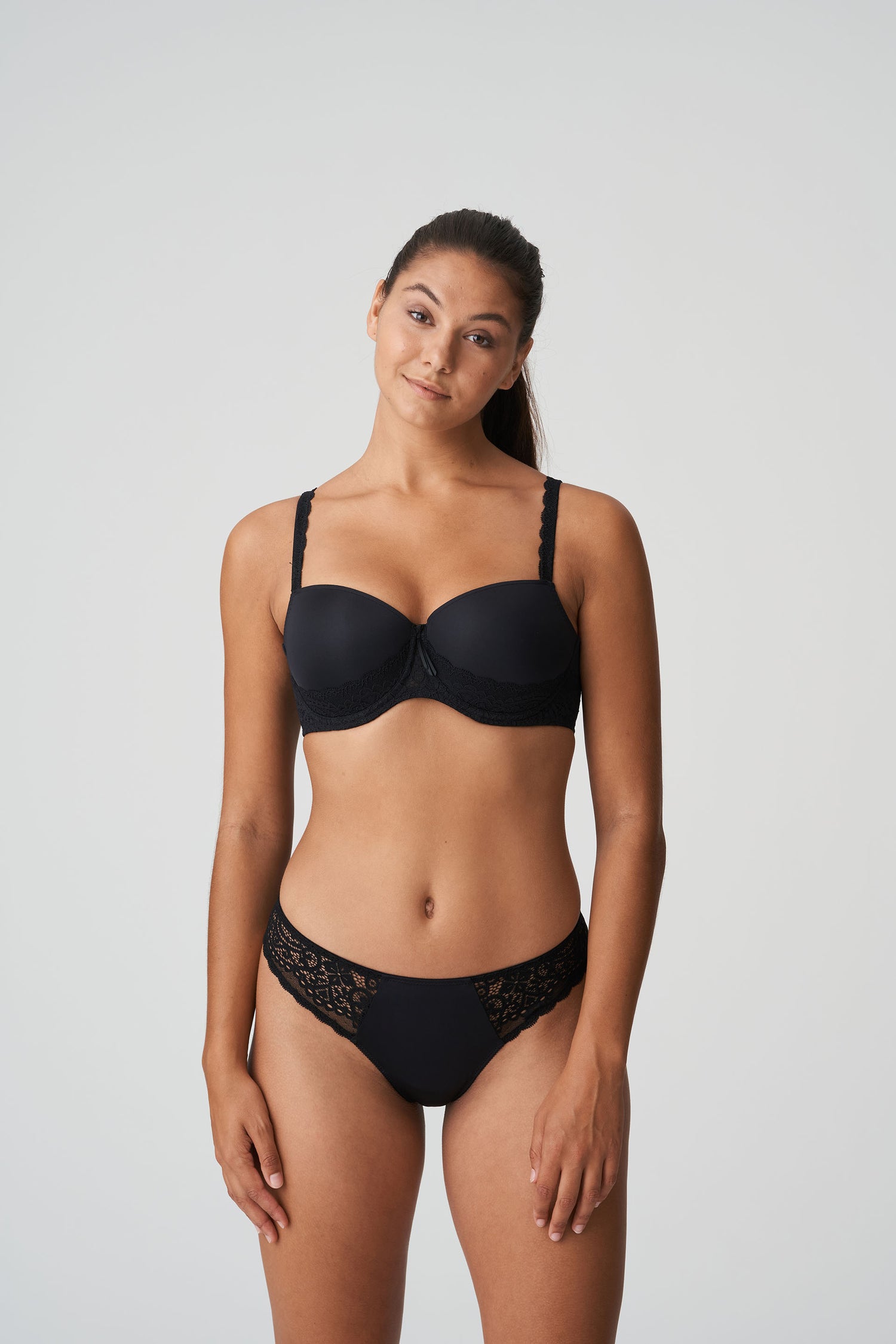 Primadonna Twist I Do Thong (0641600) Black