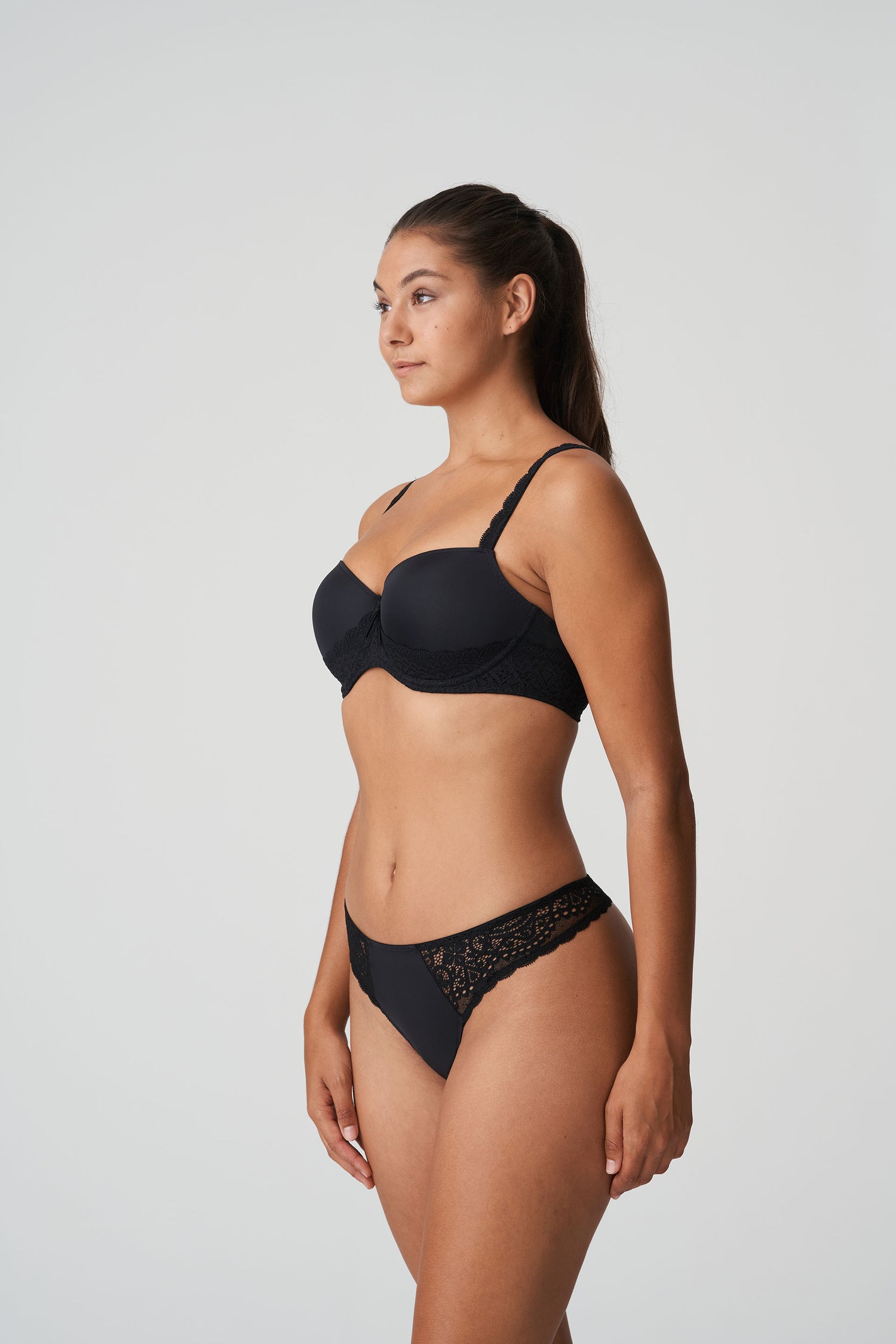 Primadonna Twist I Do Thong (0641600) Black